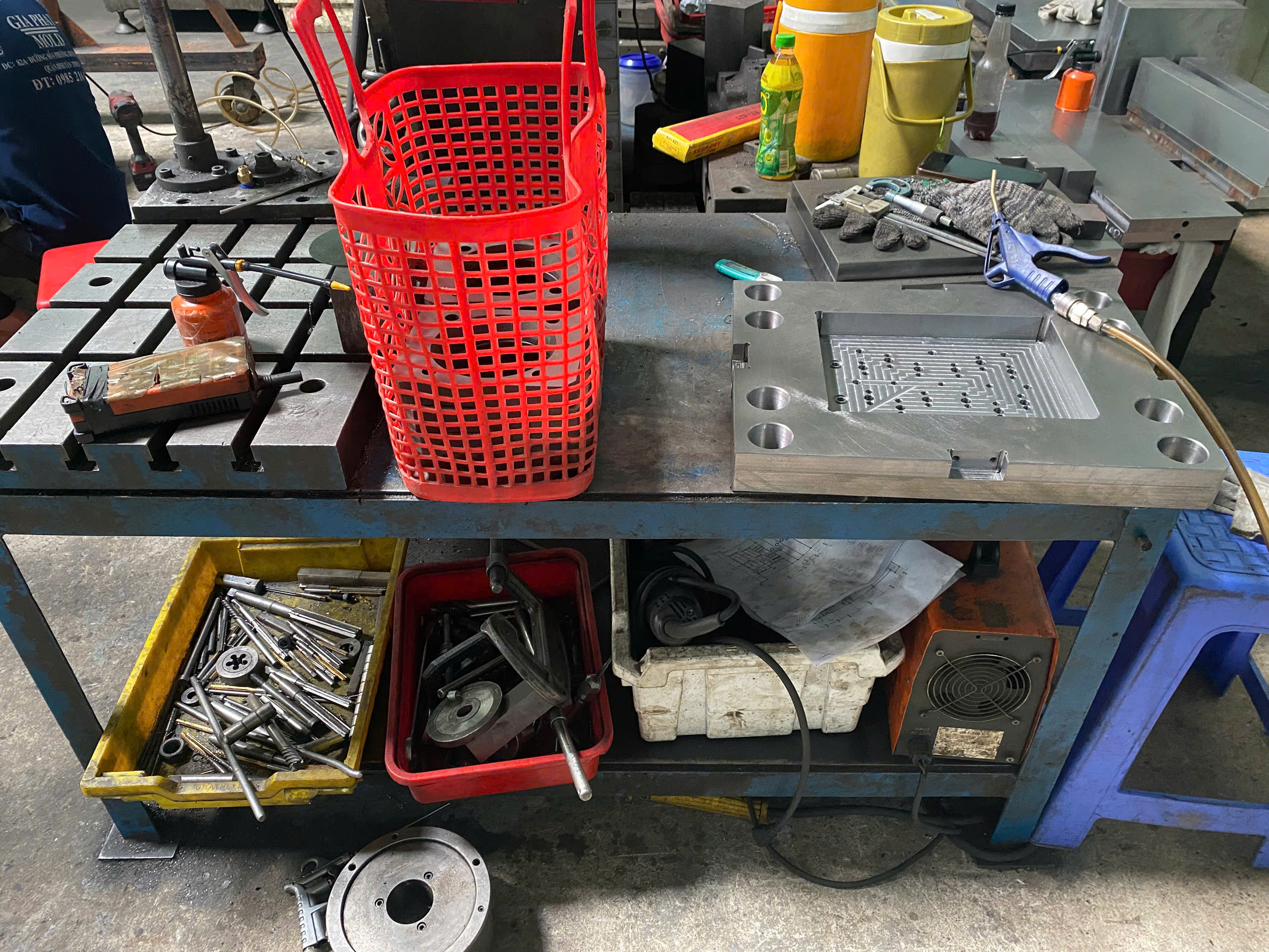 Workbench.jpg